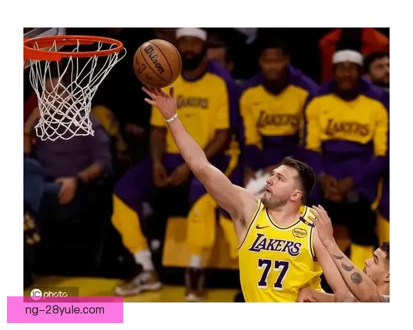 湖人16分逆转掘金东契奇三双