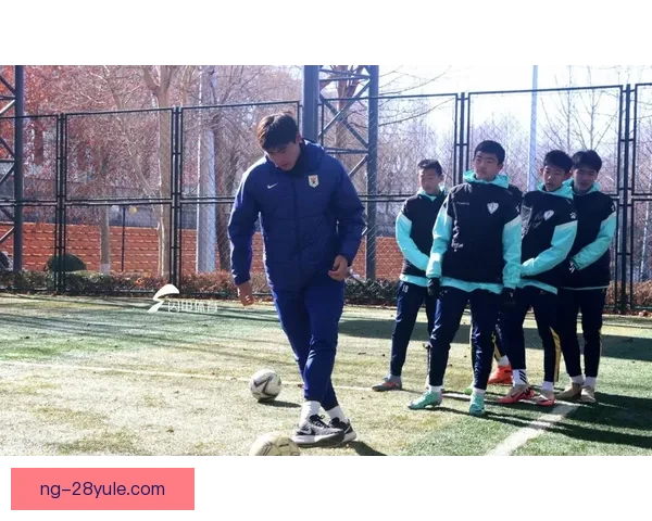 西海岸签泰山双星贾伟伟王镡幼